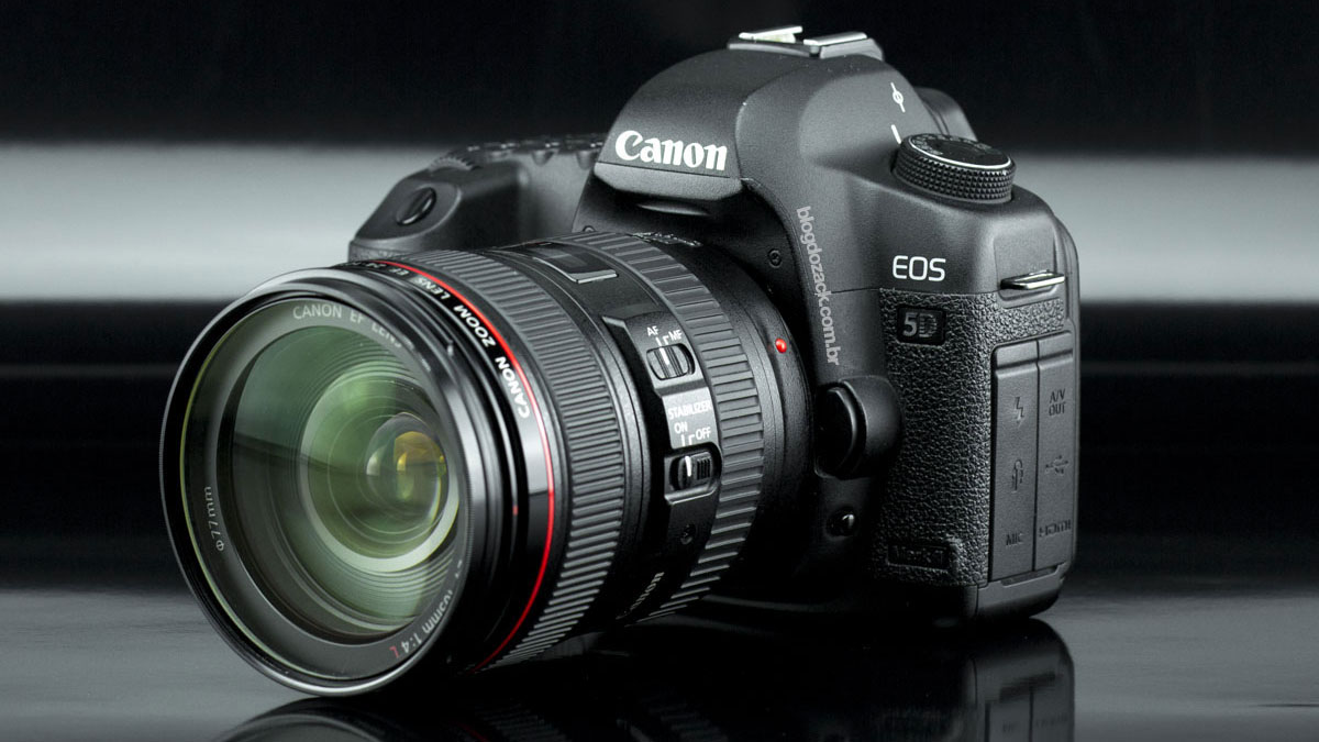 EOS 5D Mark III EF24-105mm F4L IS USM-