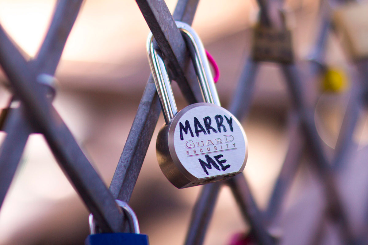 “MARRY ME" with the EOS-M em f/1.4 1/3000 ISO100.