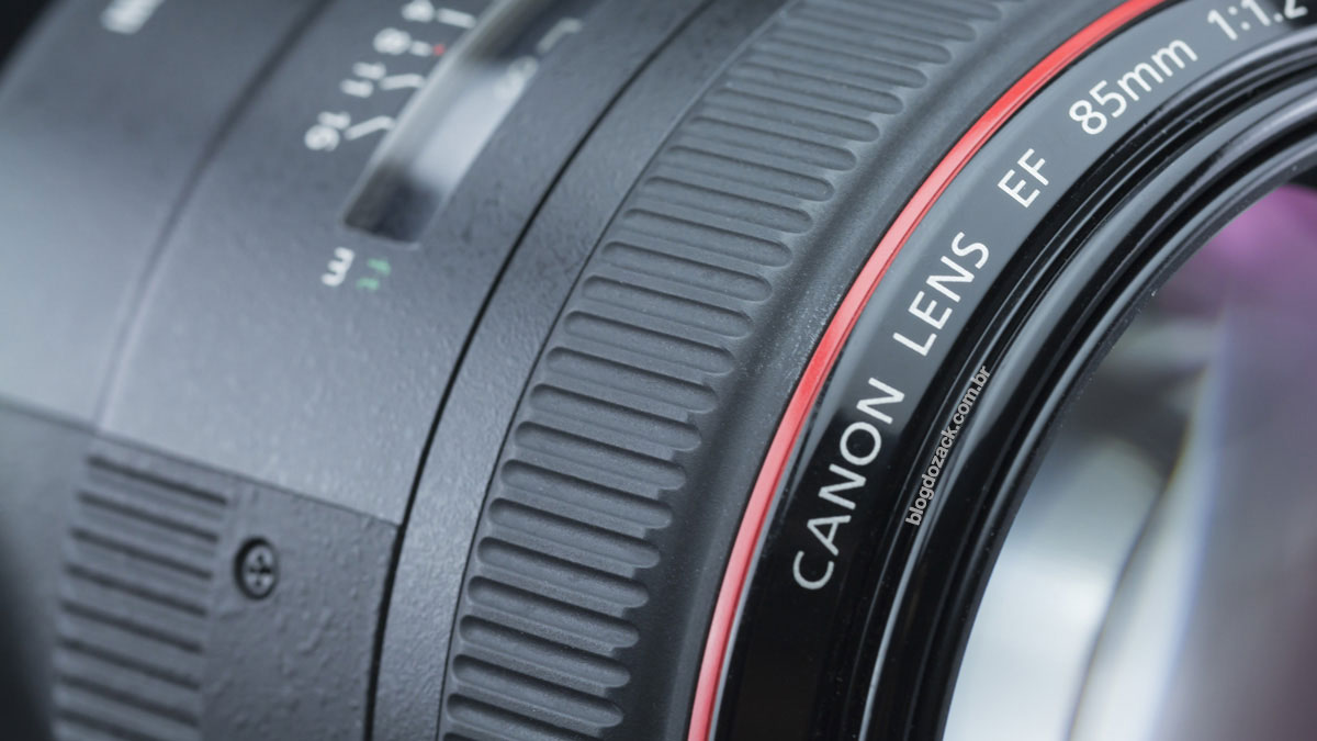 Canon EF 85mm f/1.2L II USM