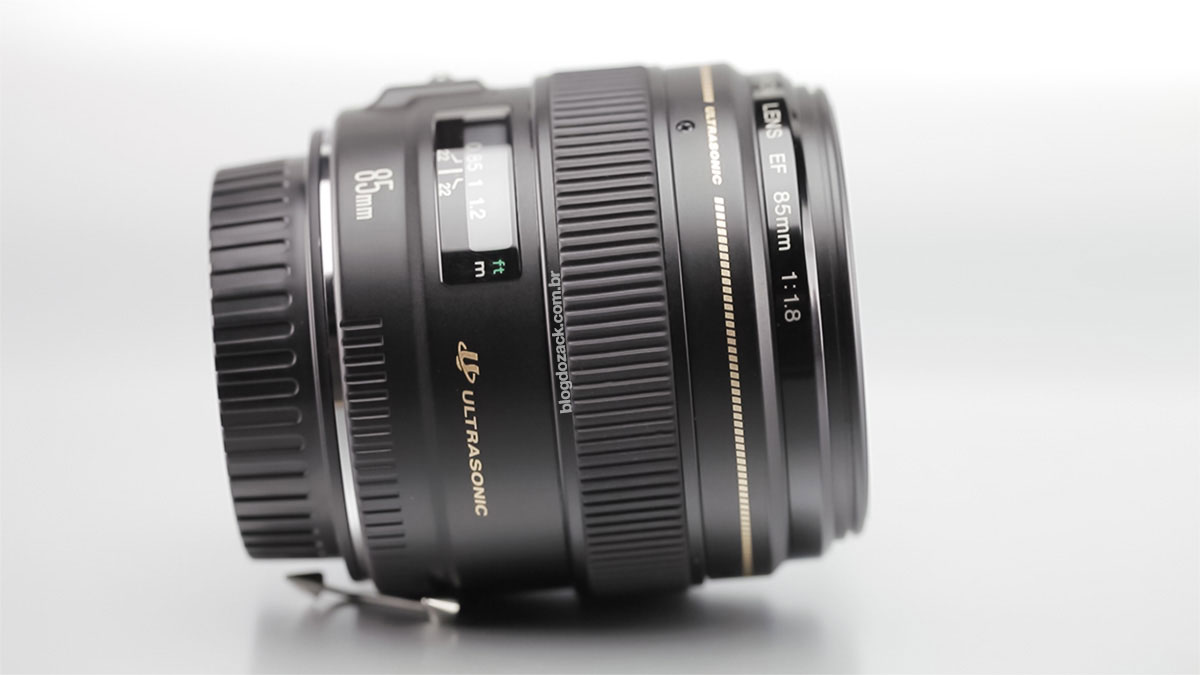 Canon EF 85mm f/1.8 USM