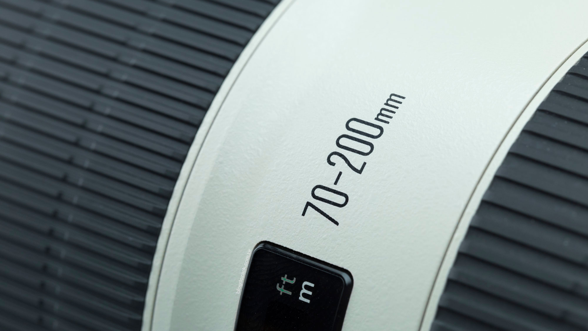 CANON_EF_70-200MM_F28_L_IS_II_USM_2