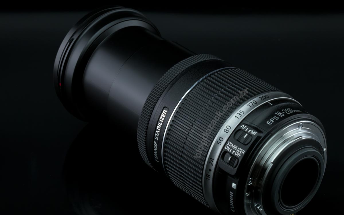 Canon EF-S 18-200mm f/3.5-5.6 IS Review