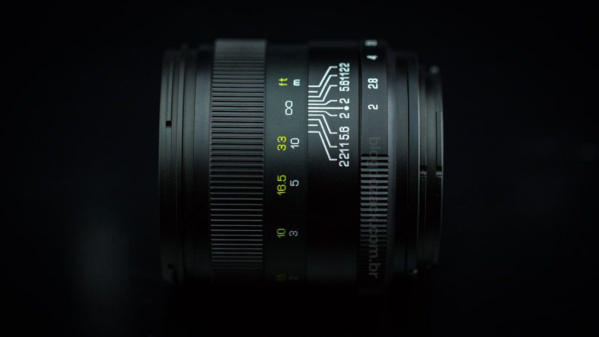 Zhongyi Mitakon CREATOR 85mm f/2 Review