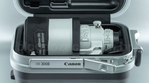 CANON_EF_300MM_F28LISIIUSM_11_CASE